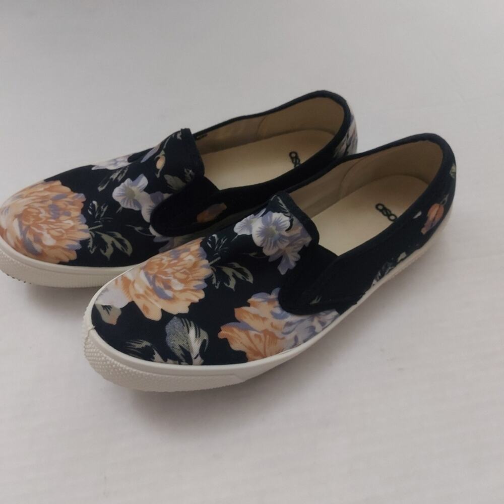 ASOS Blue/Pink Floral Slip On Shoes 6 Skater Boho Coconut Girl Prints Twee Girly